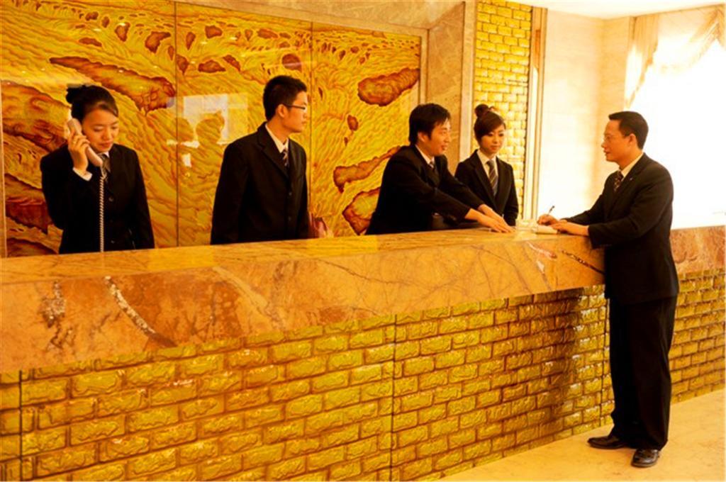 Xiamen Wanjia Oriental Hotel Exterior photo