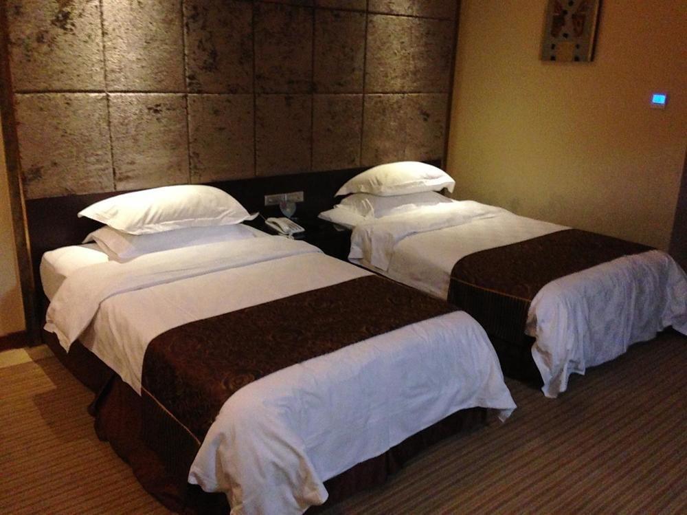 Xiamen Wanjia Oriental Hotel Exterior photo