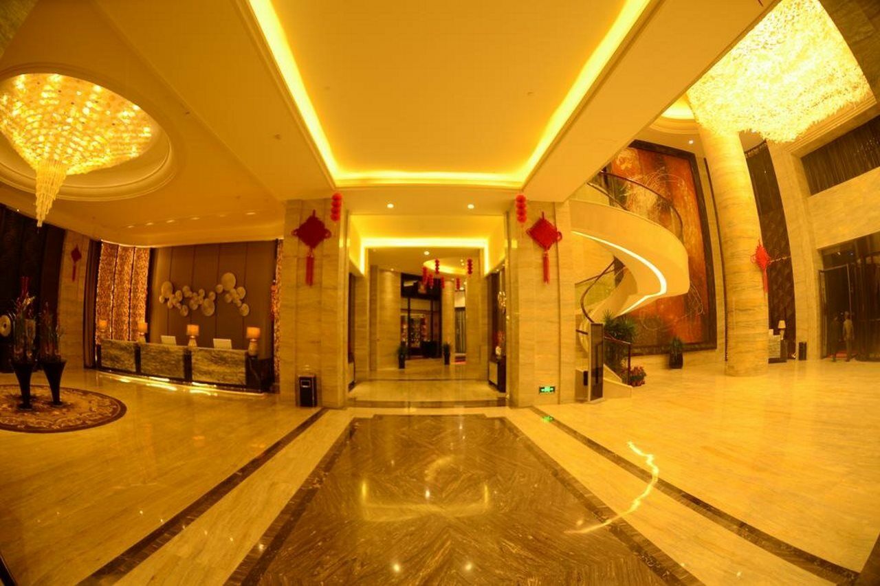 Xiamen Wanjia Oriental Hotel Exterior photo